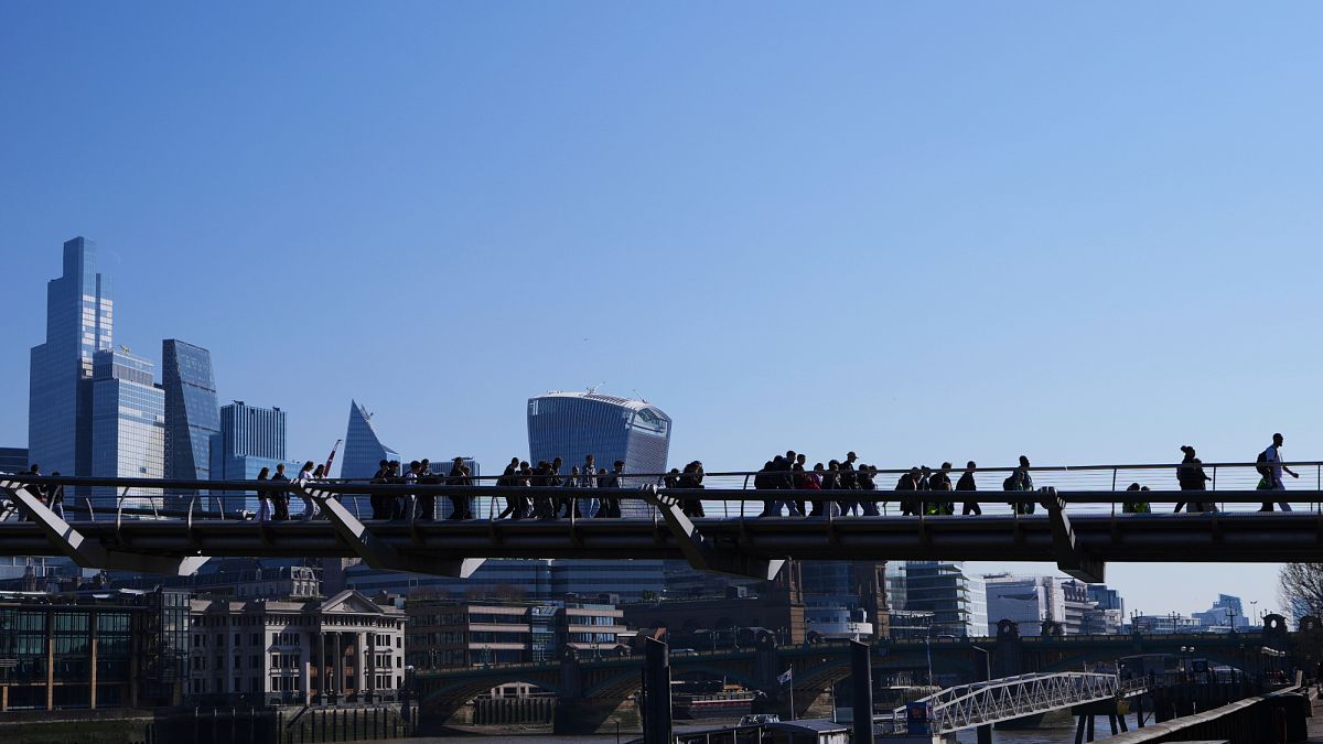 BCC: UK should subsidise pay to tackle young worker sickness plight