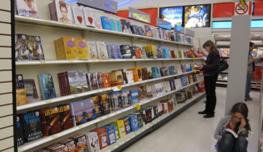 ReaderLink Agrees to Buy Baker & Taylor