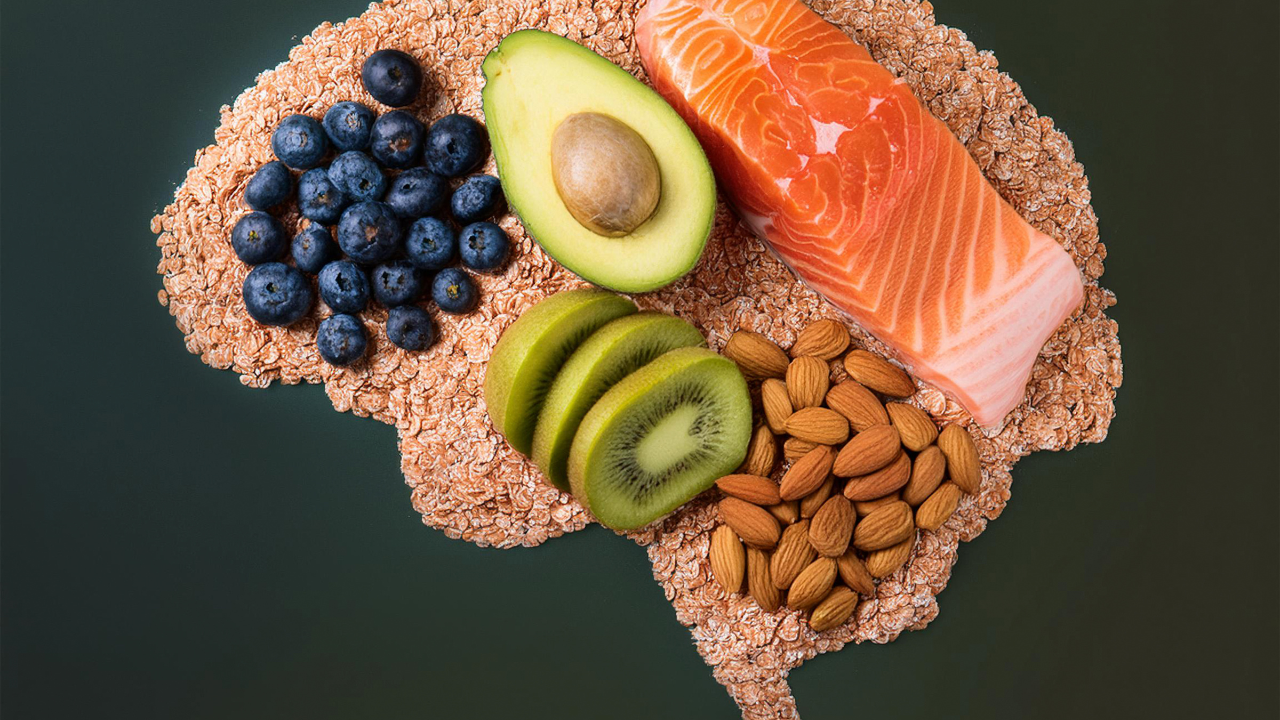 4 powerful foods that can help fight brain-aging