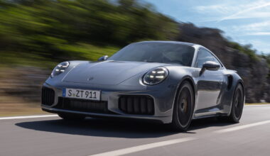 Hybrid Porsche 911 Turbo S makes 711hp