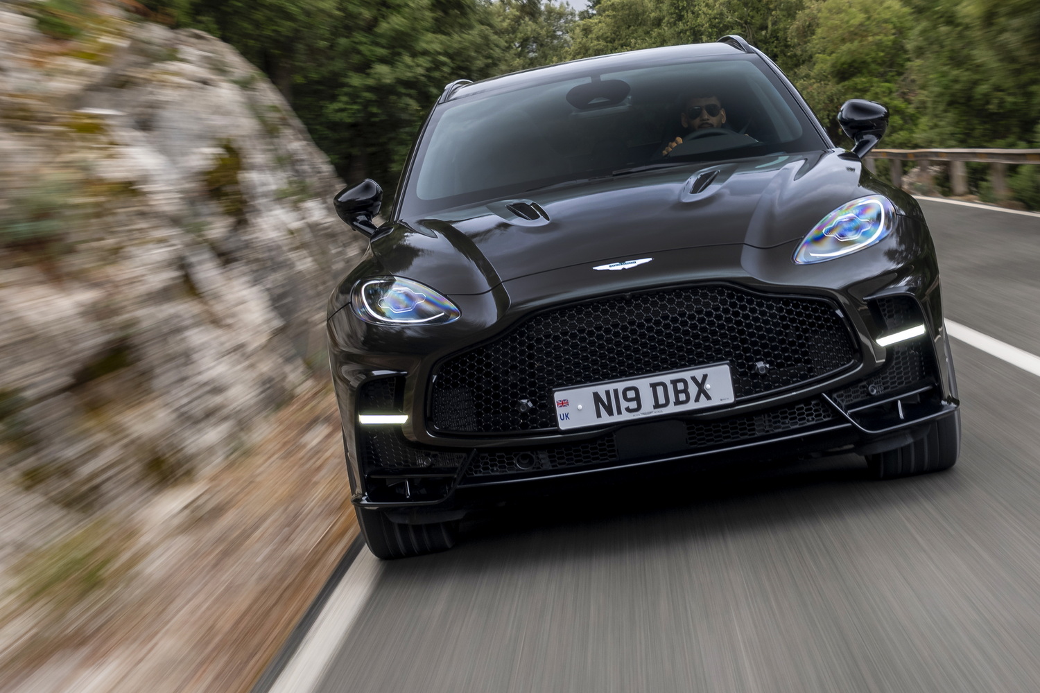 Aston Martin DBX S (2025)
