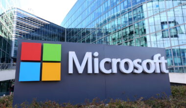 Microsoft warns of internet delays after Red Sea cable cuts