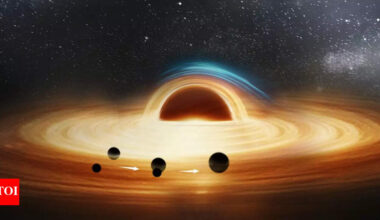 The ‘mysterious giant’ behind binary black holes revealed by astronomers |