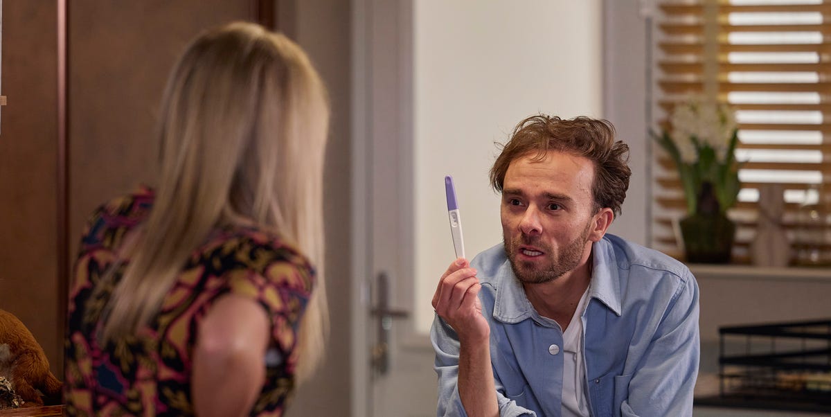 Coronation Street baby mystery shocks the Platts as David finds pregnancy test