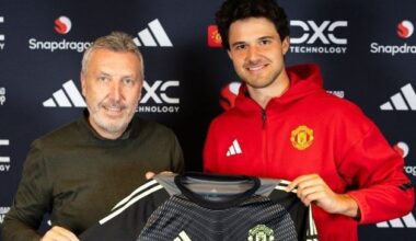 Man United seal Senne Lammens (23) deal in bid to solve goalkeeping crisis
