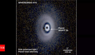Astronomers capture rare images of infant planet WISPIT 2b in multi-ringed birth disk |