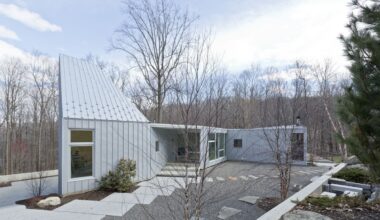 ‘T’ Space Presents New Hudson Valley Houses by Steven Holl, Toshiko Mori, and Others at the Archive Gallery