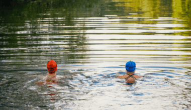 Fed-up swimmers take on the Thames in fight against…
