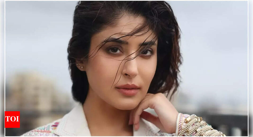 Kritika Kamra opens up on handling social media trolls; says, "People have become polarized without reason" | Hindi Movie News
