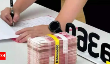 Lose weight to win rewards! How China’s million-yuan weight loss challenge is changing corporate wellness |