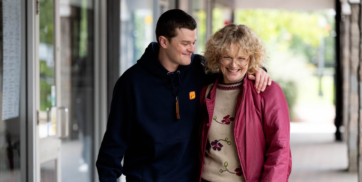 Maxine Peake's "excellent" Scotland-set drama debuts with 100% Rotten Tomatoes rating