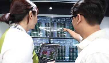 Risks linger behind stock market rally