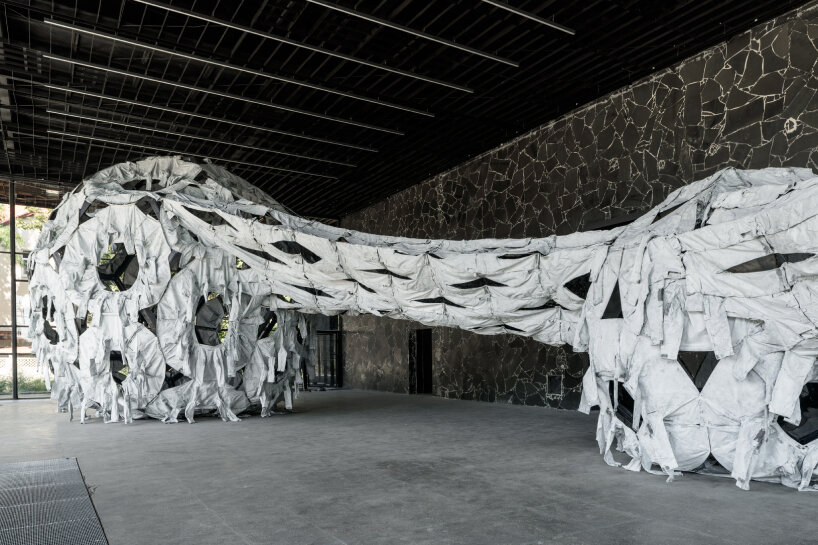 ai weiwei installation ukraine