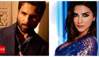 'Cocktail 2': Shahid Kapoor and Kriti Sanon add a pop of colour to Italy's streets; spotted shooting for Homi Adjania's next - WATCH |