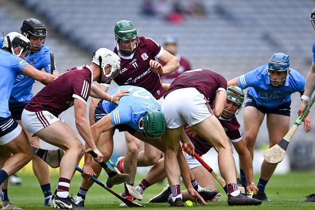 Martin Breheny: Why hurling needs tidying up – ‘rucks’ galore, players throwing the sliotar and rules being ignored
