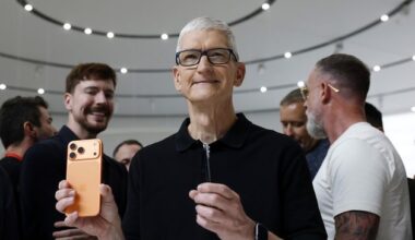 Adrian Weckler: The ‘wow’ iPhone features that we can’t use as they’re tangled up in EU red tape