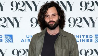 'I was humpin' on the air': Penn Badgley gets candid…