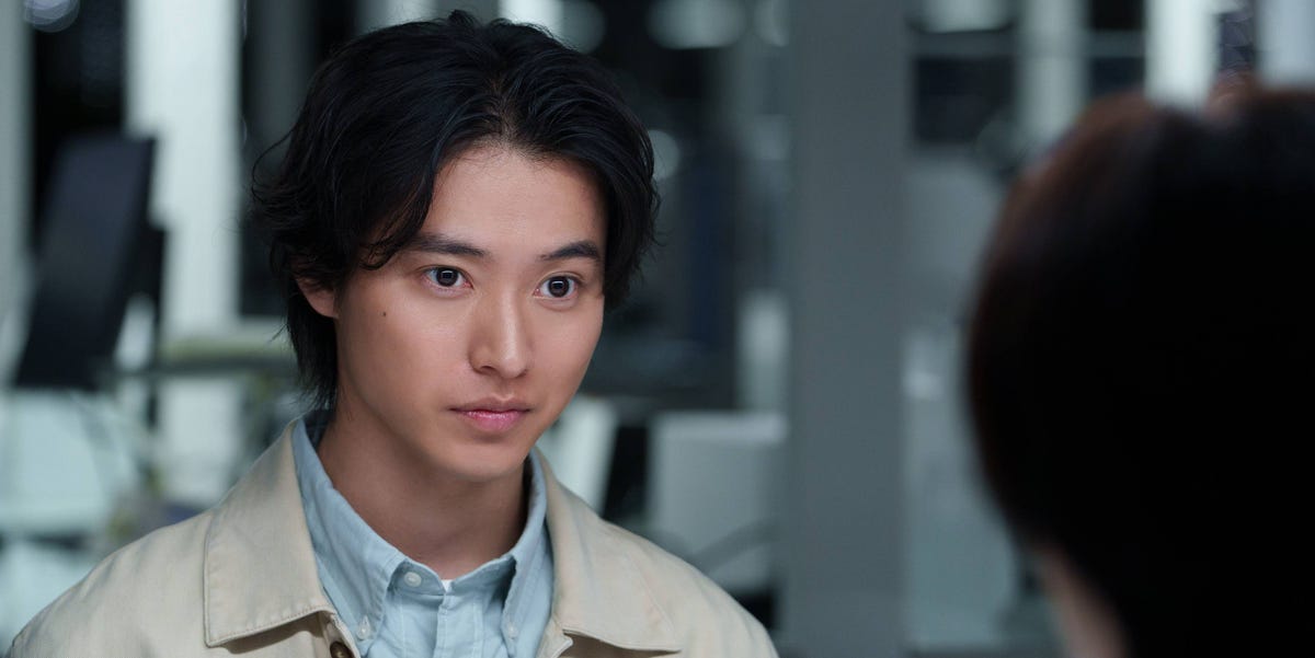 Netflix's hit sci-fi series described as a "rollercoaster" tops streaming chart after long-awaited return