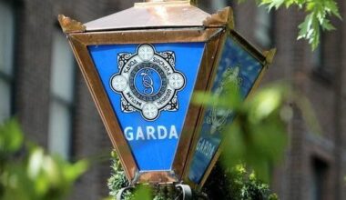 Gardaí in Listowel, Kerry investigating late-night abduction of young woman from side of road