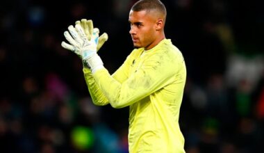 ‘I’m not pointing a finger’ – Southampton boss reveals reason he dropped Ireland goalkeeper Gavin Bazunu