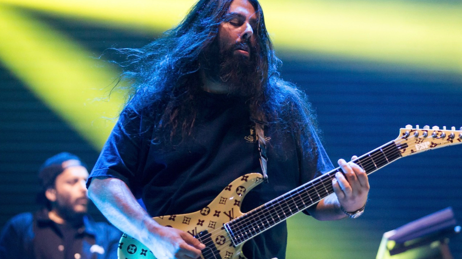 'I Took on a World of Pain I Was Not Expecting': After 'Too Many Fails', Deftones' Stephen Carpenter Is Returning From the 'Digital World' to Tube Amps - Ultimate Guitar