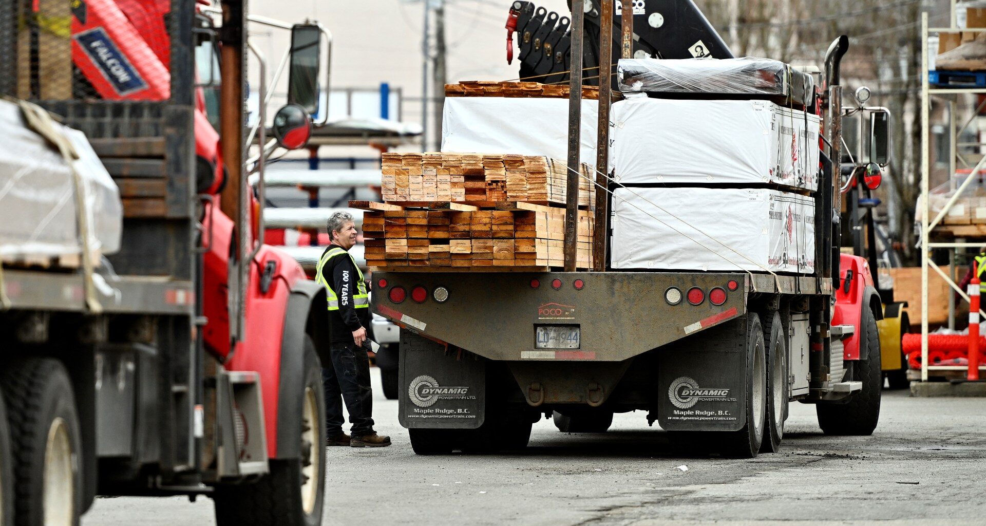 Canadian unemployment jumps to 7.1% as tariffs weigh on economy | Unemployment News