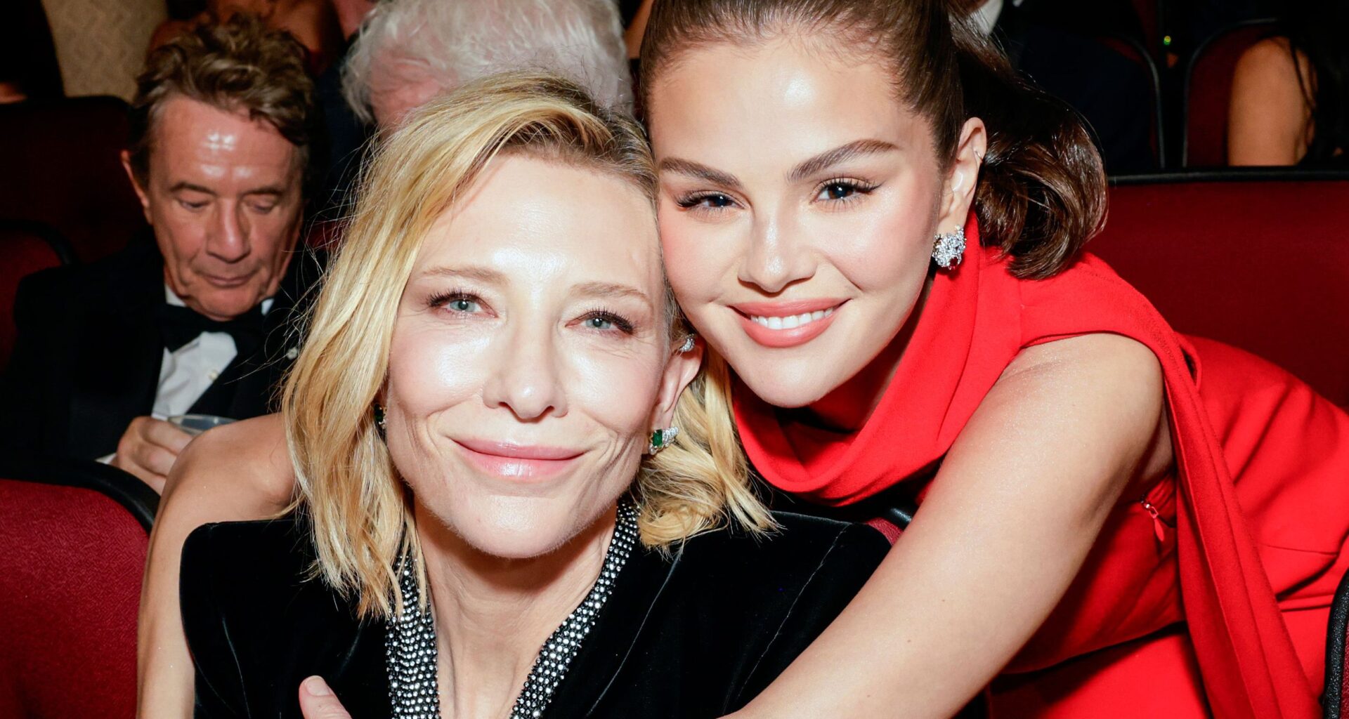 A Special Glimpse Inside the 2025 Emmy Awards: Candid Moments Captured at the Peacock Theater