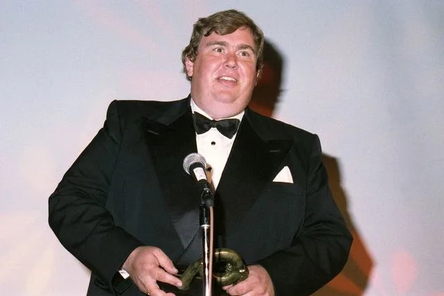 Joan Adlen/Getty Images John Candy receives the Founders Award rom the Scleroderma Research Foundation in 1991.