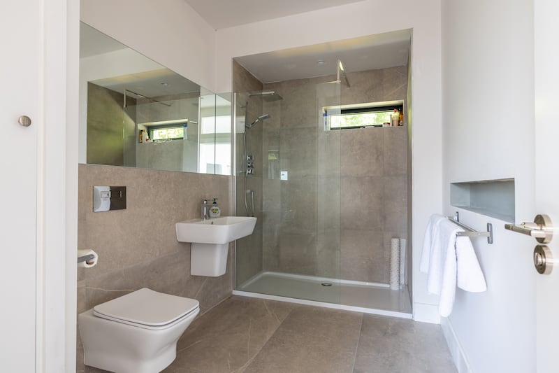 Main bathroom