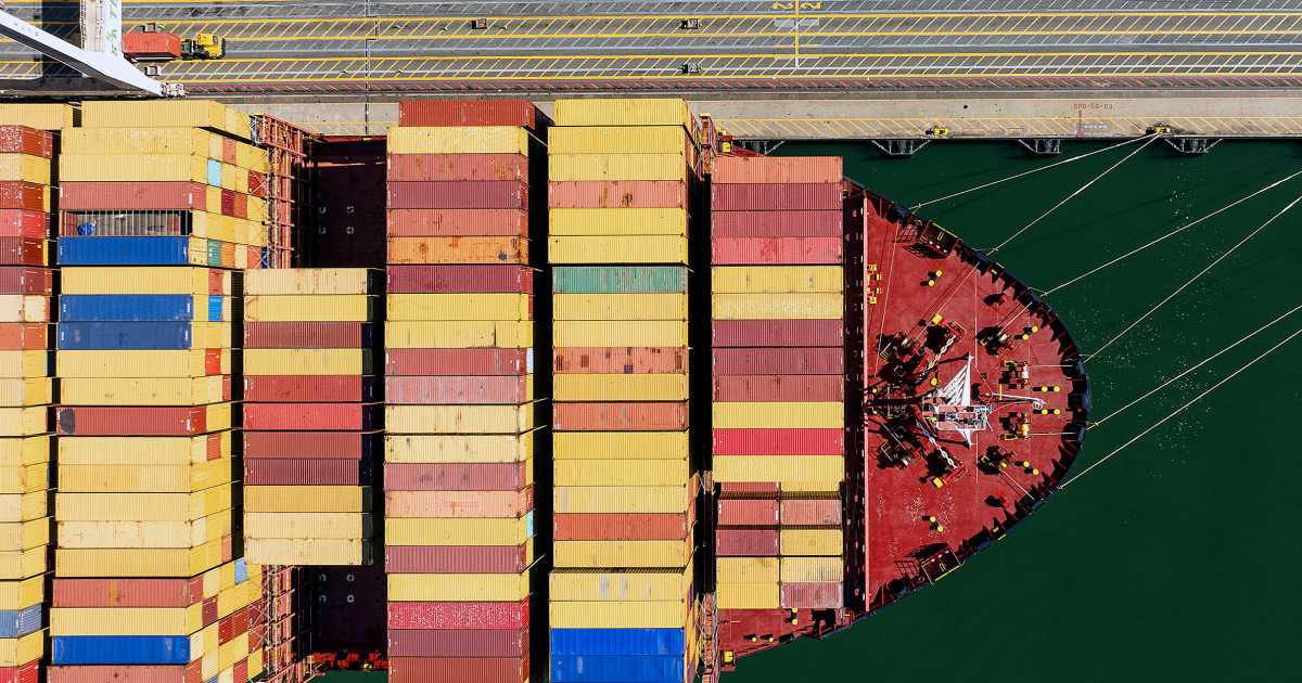 Stocks tumble as debt concerns, economic worries grip markets