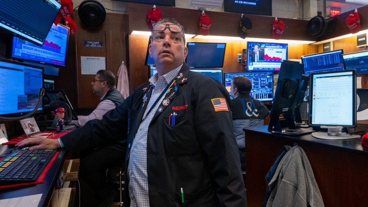 Flight from equities to safe havens as correction fears grow