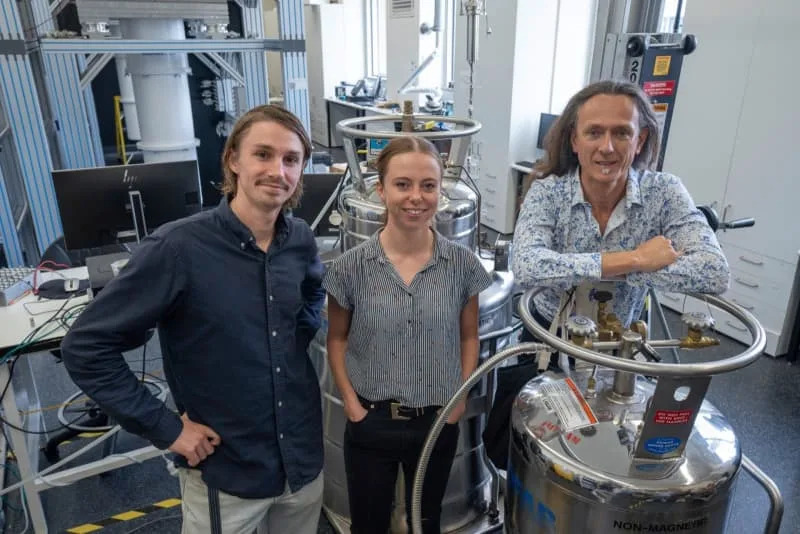 Dr Mark van Blankenstein, Dr Holly Stemp and Prof. Andrea Morello. (CREDIT: UNSW Sydney)