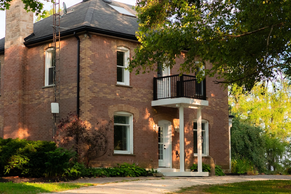 Interest rate cut could bring new homebuyers back into the market, Home of the Week and more top real estate stories: Canadian real estate news for the week of Sept. 19