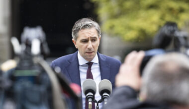 Counter-terror gardaí investigate 'serious' threats to Simon Harris and his children