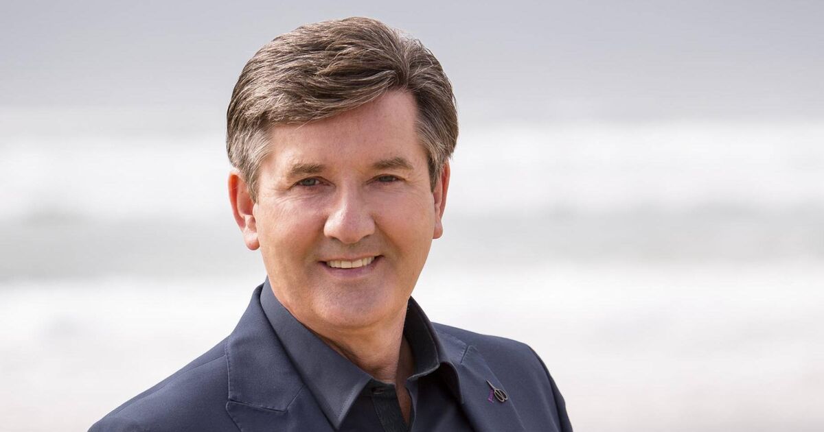 Daniel O'Donnell to close long-running fan club but singer has no plans to retire 