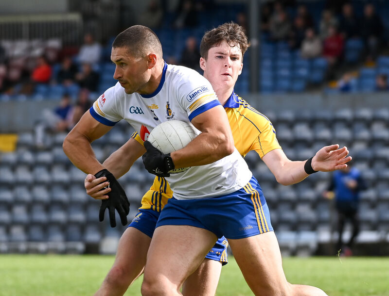 Carrigaline's Niall Quirke takes on St Finbarr's John Wigginton Barrett. Picture: David Keane.  Carrigaline's Niall Quirke takes on St Finbarr's John Wigginton Barrett. Picture: David Keane.