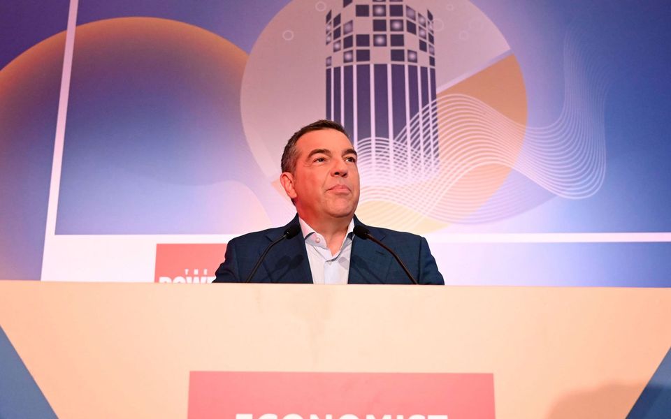 Tsipras outlines five-year national recovery plan at Economist Summit
