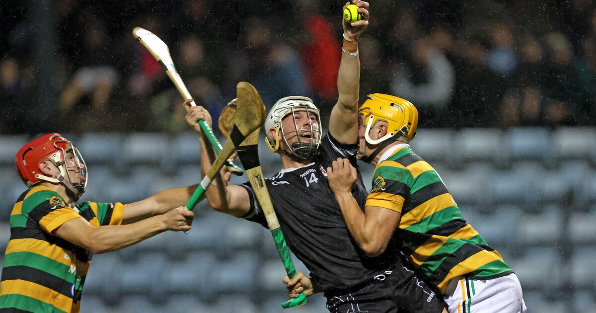 Midleton strike late to overcome Glen Rovers and book semi-final place