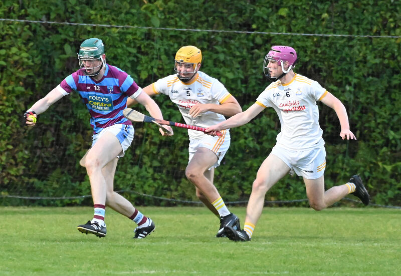 Ibane Gaels' Luke Murphy wins possession from Bandon's Daniel Coughlan and Richard Tarrantn. Picture: Eddie O'Hare Ibane Gaels' Luke Murphy wins possession from Bandon's Daniel Coughlan and Richard Tarrantn. Picture: Eddie O'Hare