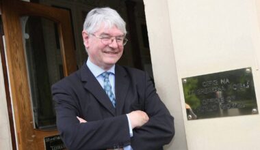 Martin Mansergh, former Fianna Fáil TD and advisor, dies aged 78