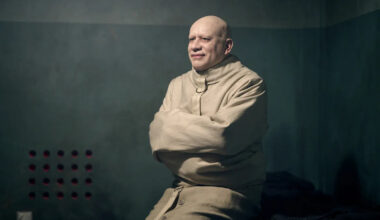 ‘Wednesday’s Fred Armisen Shares Uncle Fester Spin-Off Update: “It’s Amazing”