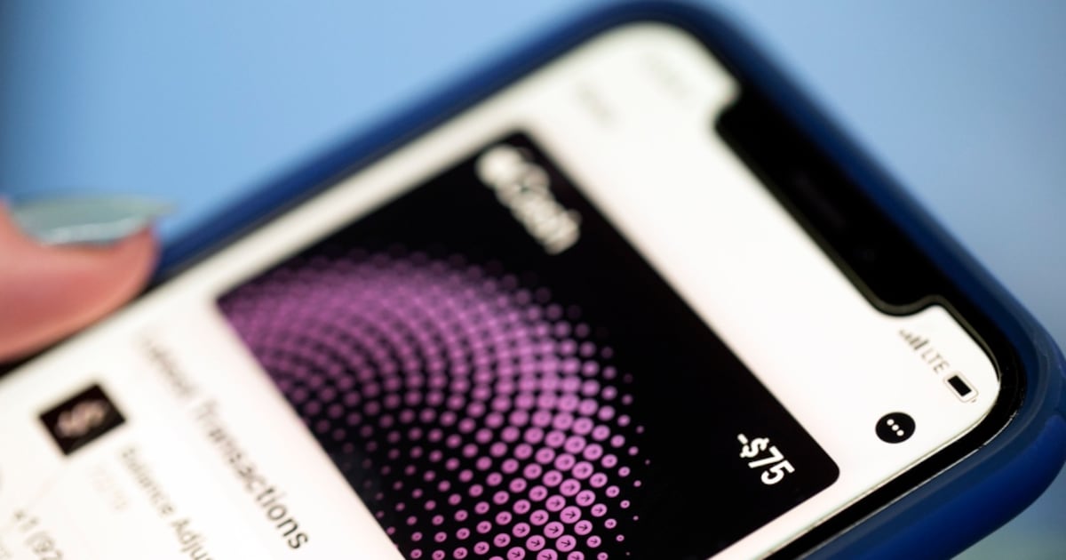 How to protect yourself when using a digital wallet
