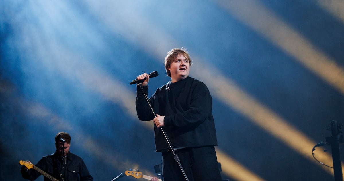 Singer is left speechless after standing ovation in the 3Arena – The Irish Times