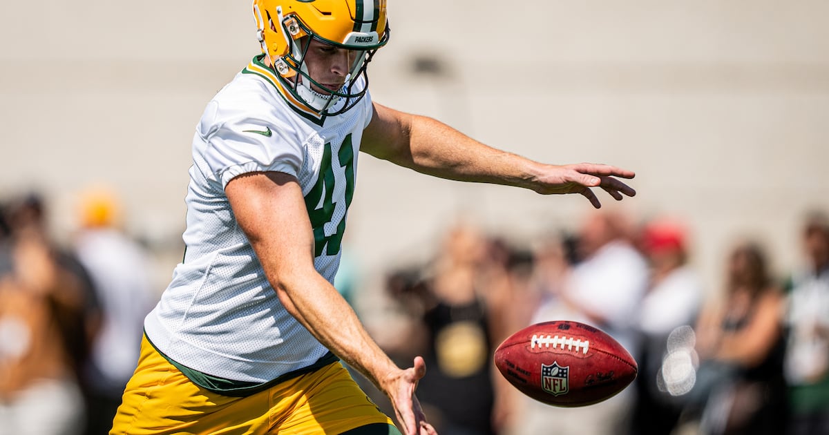 Irish-born punter Daniel Whelan signs contract extension worth $7m with Green Bay Packers – The Irish Times