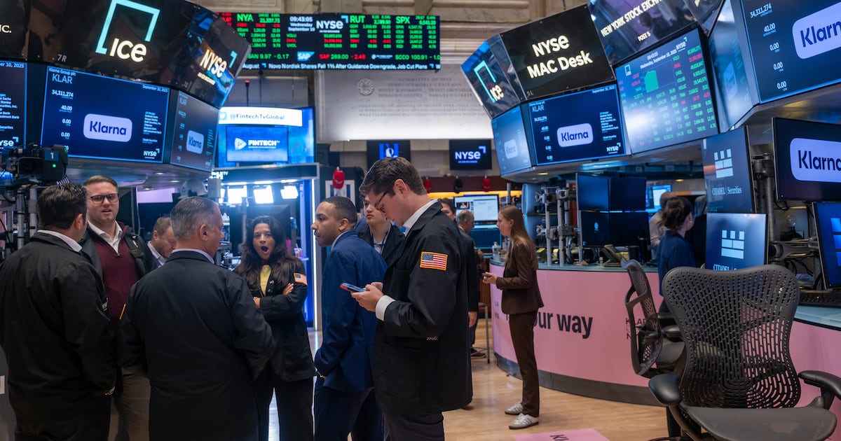 Global shares edge higher as hopes rise for Fed rate cut – The Irish Times