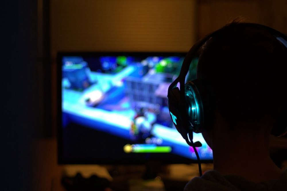 Teenage Boys Dedicating More Hours To Gaming Than School