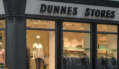 Dunnes Stores fans set to love new tunic dress for autumn & it costs only €35