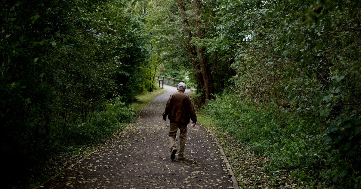 Here's How Many Steps To Walk A Day To Lower Dementia Risk