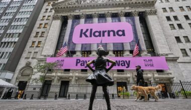 S&P/TSX composite up in late-morning trading, U.S. stock markets mixed