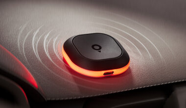 TomTom launches innovative road alert assistant and app for enhanced driver experience